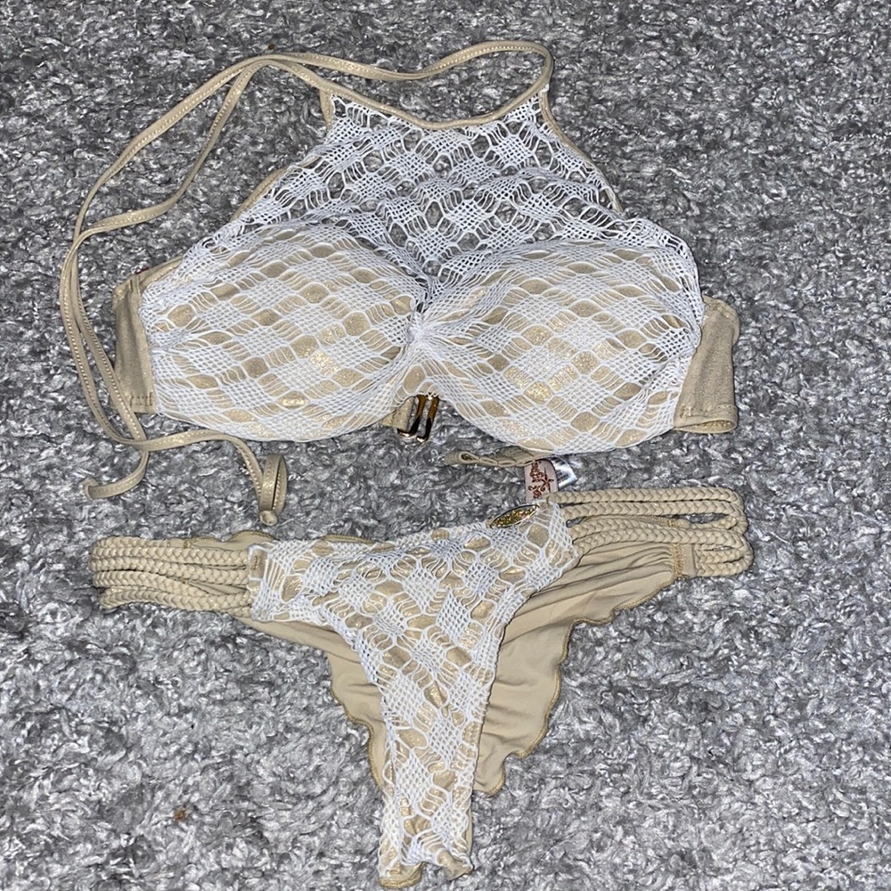 Luli fama bathing suit !